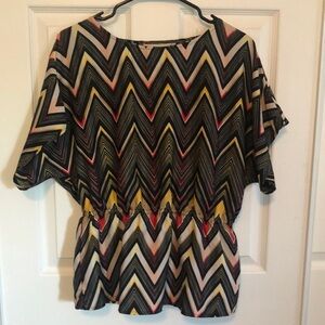 BANANA REPUBLIC Short Sleeve Elastic Waist Geometric Print Blouse Medium